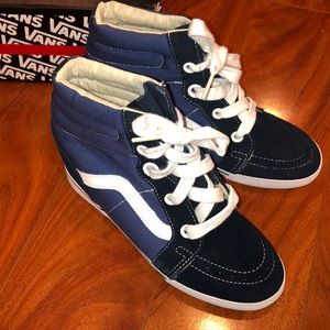 Woman’s Vans Sk8 Hi Wedges! Size 9